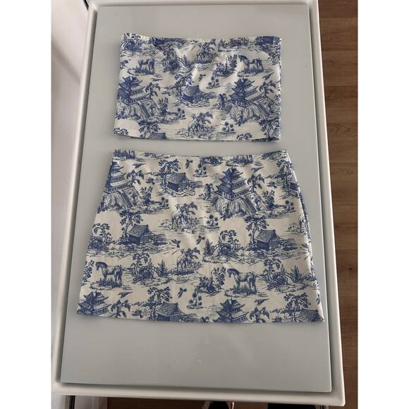 Edikted Delft Print blue and white two-piece set size M mint condition - Picture 8 of 13